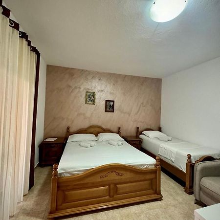 Casa Family Hotel Ulcinj Eksteriør billede